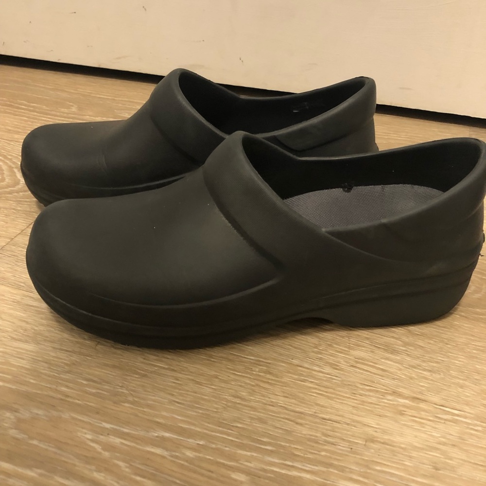 Crocs slip on shoes size 9